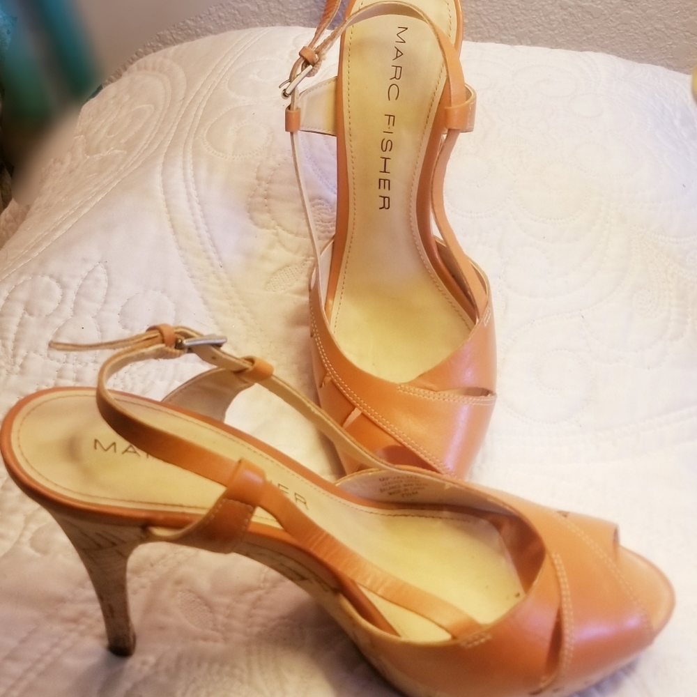 Marc Fisher Strappy Heels/Leather Upper/Size 7 1/2